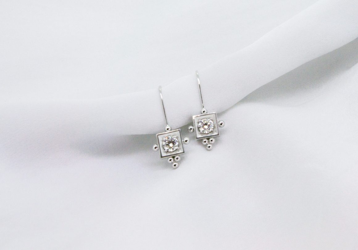 14kwg diamond earrings